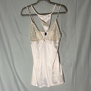 Elegant Cream Lace Chemise